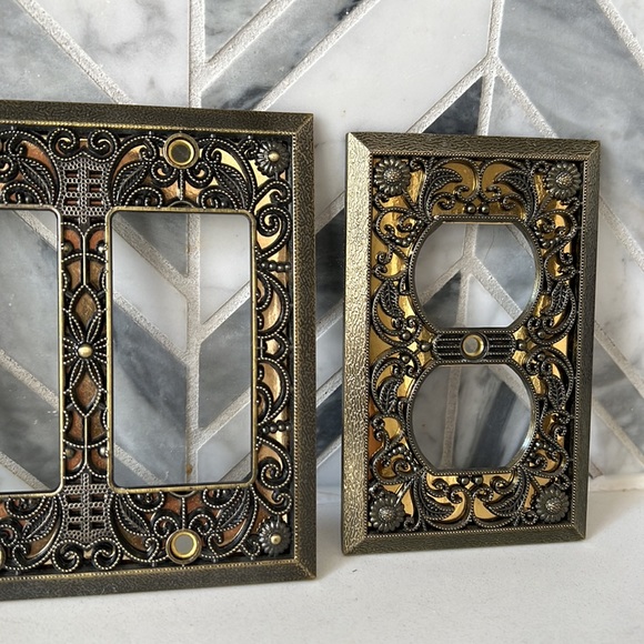 ❌SOLD❌ Amerelle vintage decora switch plate covers - Picture 2 of 5